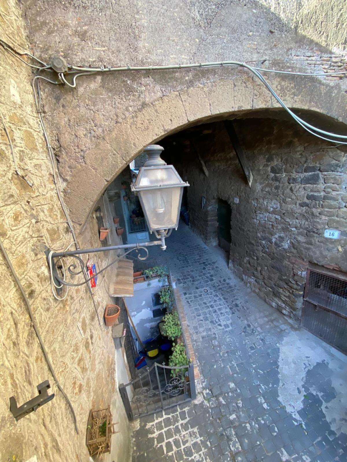 La Torretta Nel Borgo Villa Ronciglione  Exteriör bild